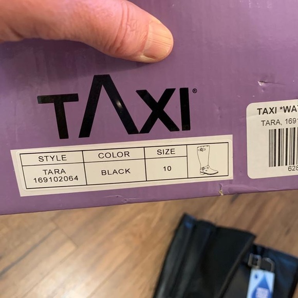 New with tags taxi boots size 10 - Picture 2 of 6